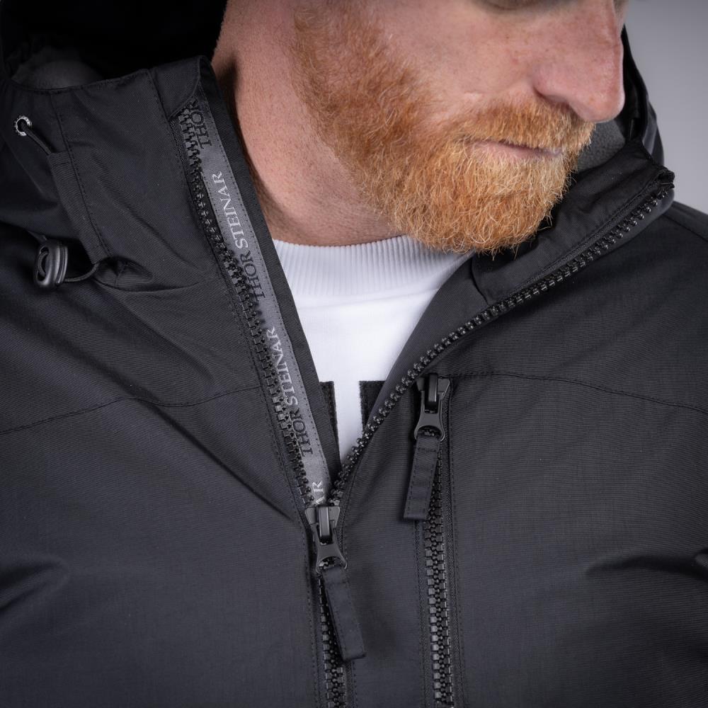 Zimní bunda Thor Steinar "Bunda Breitengrad schwarz" JA 15217